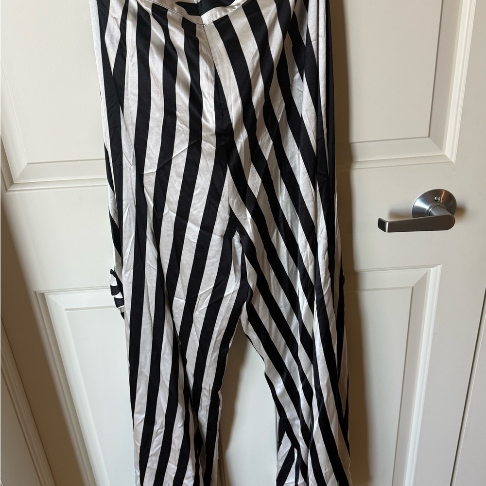 Black & White Vertical Stripe Wide-Leg Pants - Picture 7 of 7